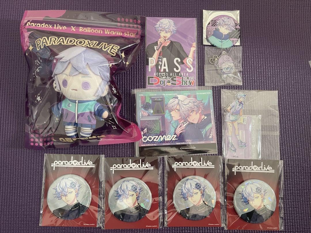 Paradox Live パラライ cozmez グッズセット Paradox Live SURVIVE cozmez スケートボードキーホルダーセット